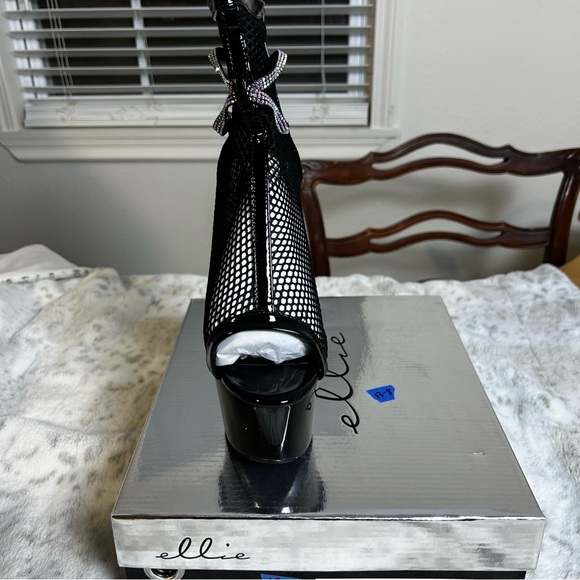 New Ellie Black 7” Fishnet Rhinestone Stiletto Platform Bootie Heels sz 10 - Picture 5 of 11